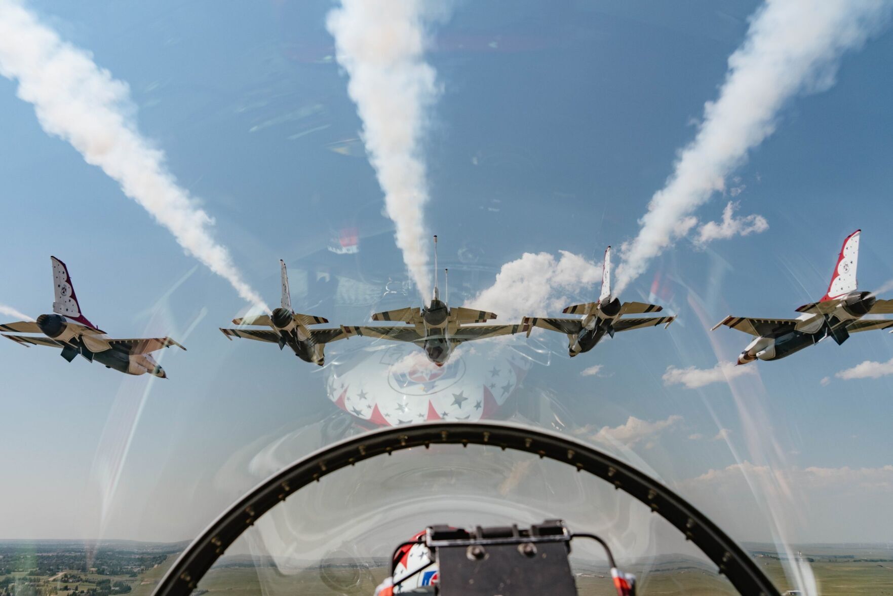 Incredible scenes as US Air Force display team zoom by Mount Rushmore